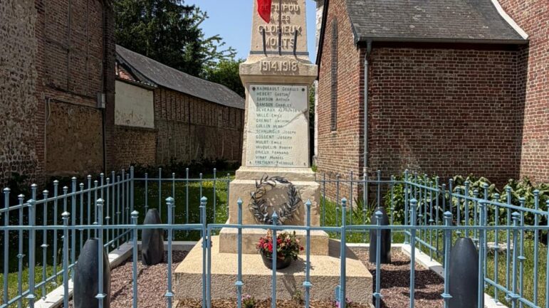 Le monument aux morts de Flipou