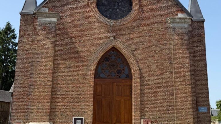 L'église Saint-Vaast à Flipou